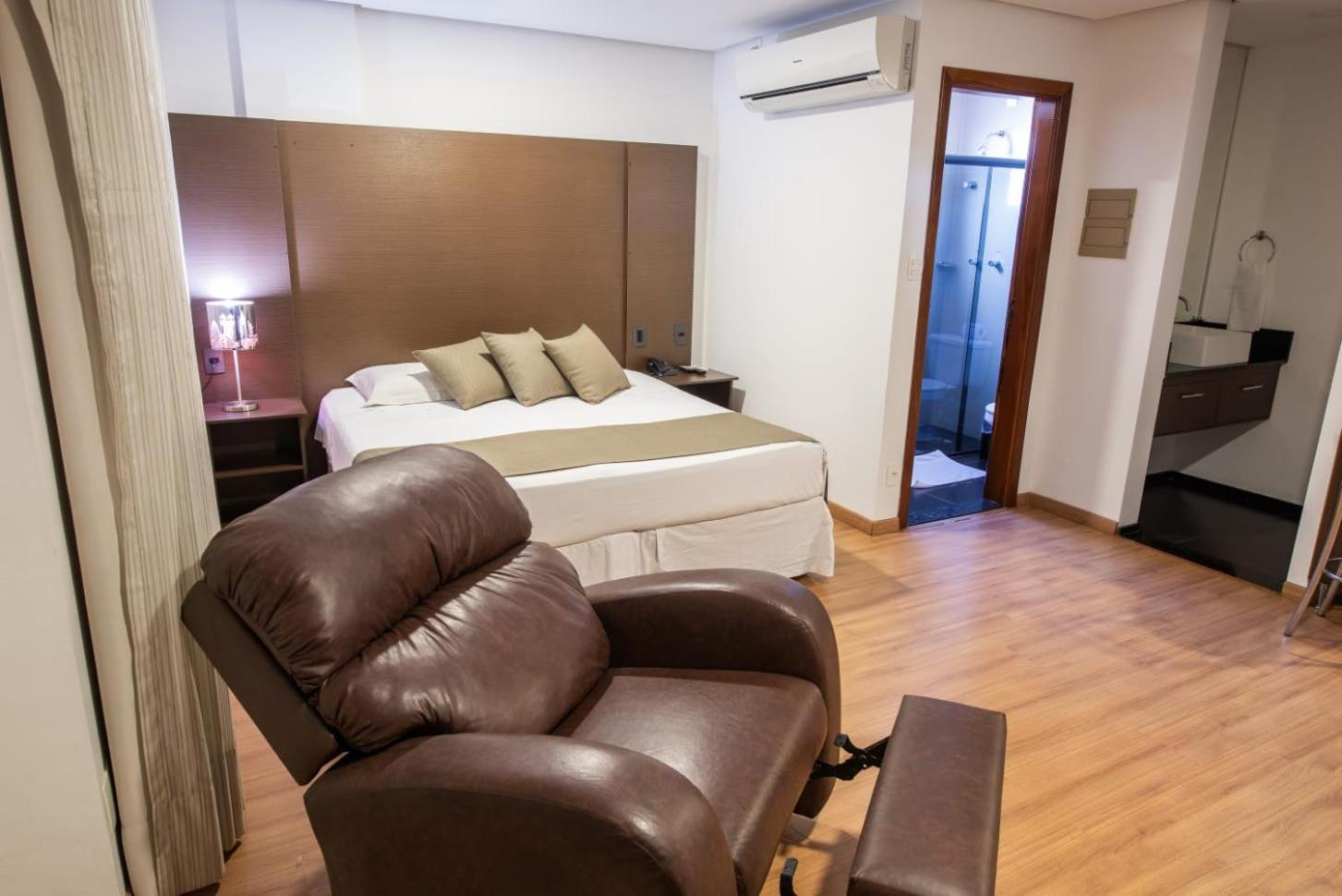 Olavo Bilac Hotel Taubaté Zewnętrze zdjęcie